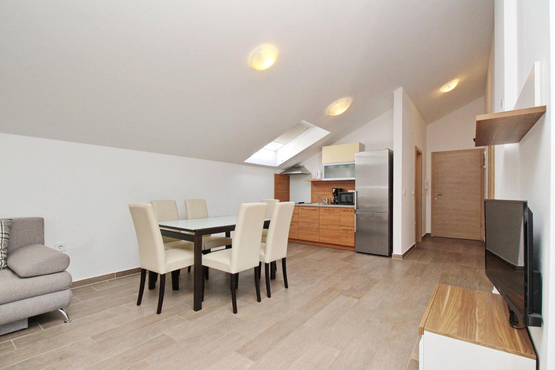 Apartments Smojver Stipe Башка Екстер'єр фото
