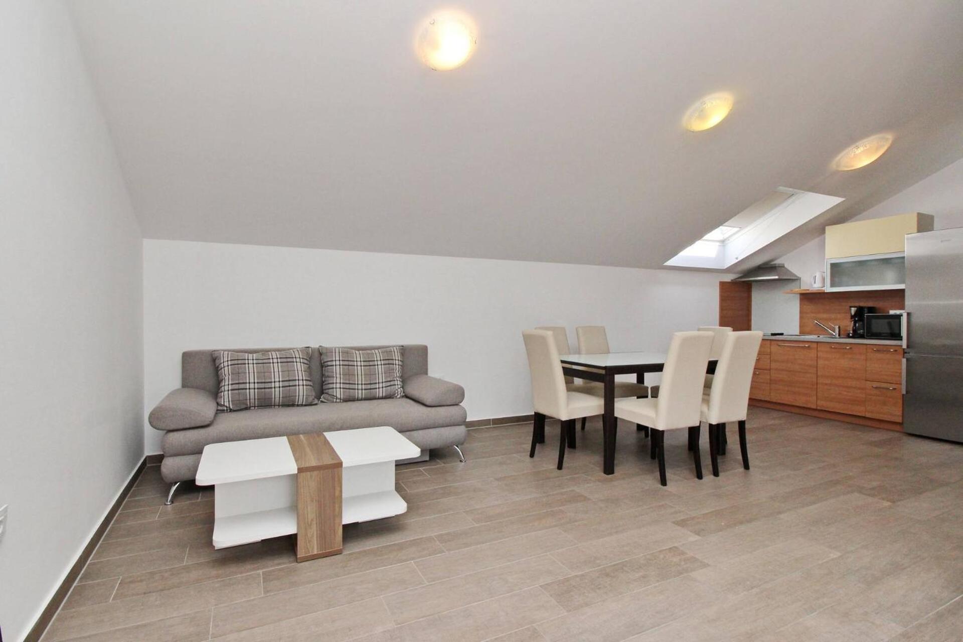 Apartments Smojver Stipe Башка Екстер'єр фото
