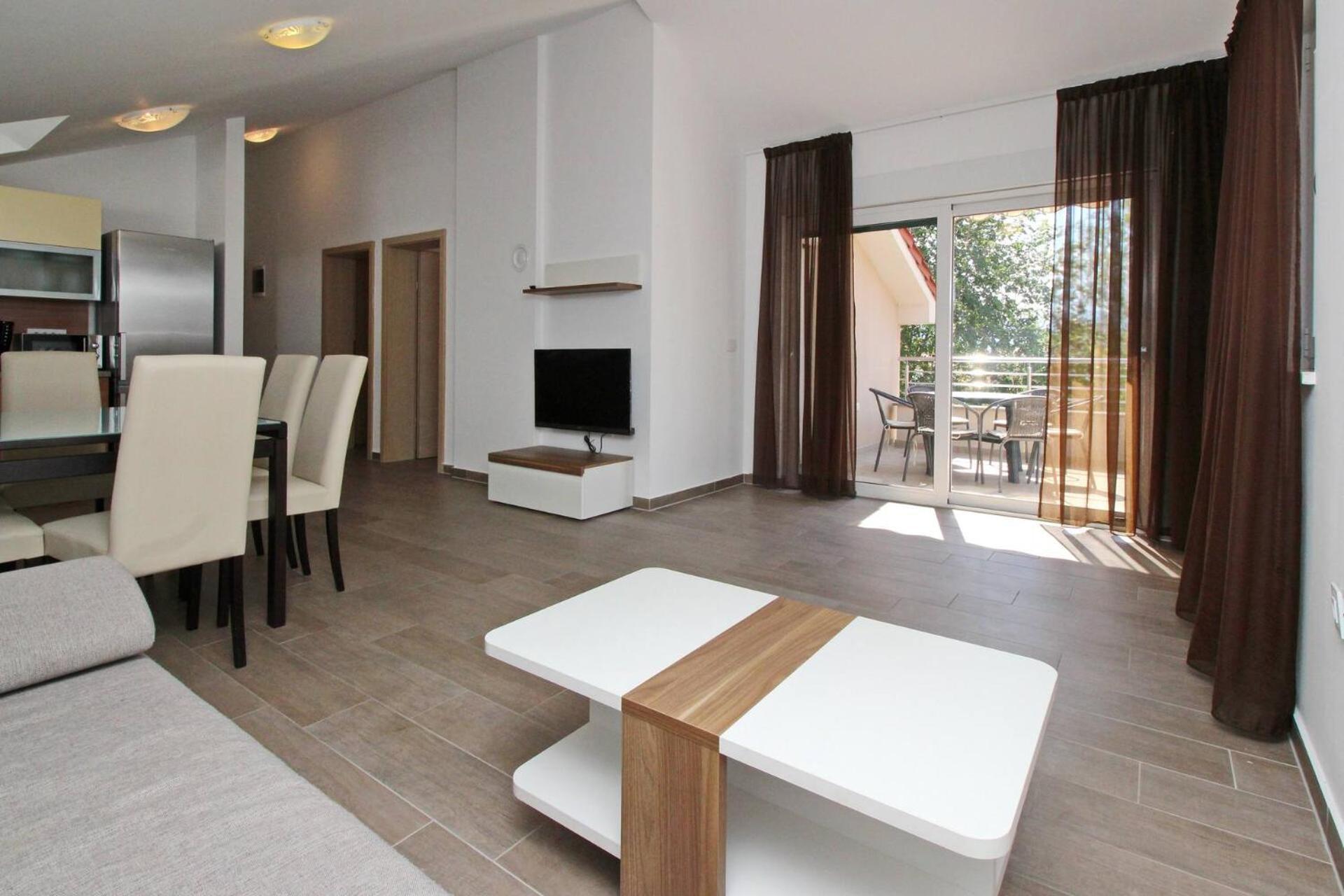 Apartments Smojver Stipe Башка Екстер'єр фото