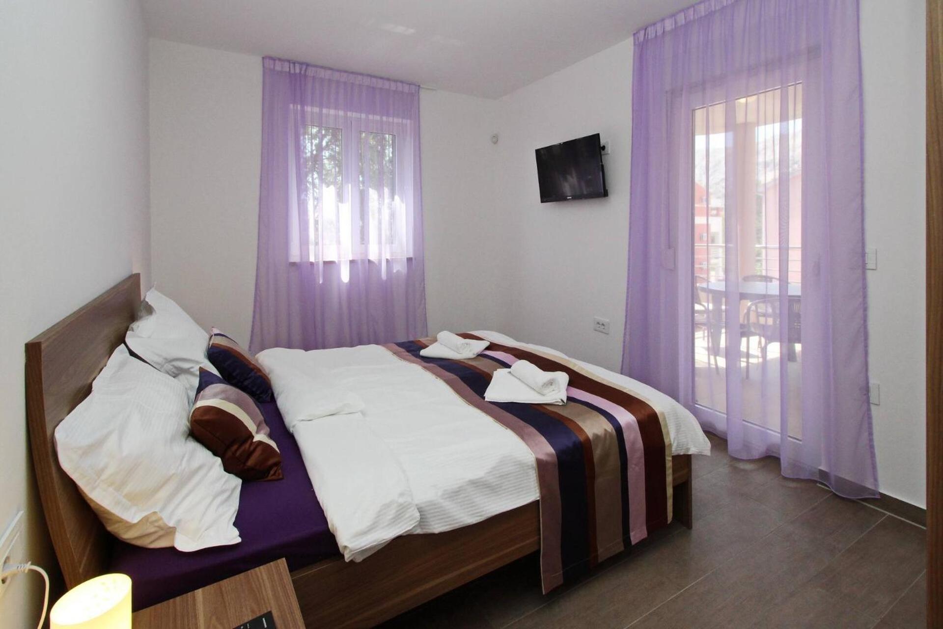 Apartments Smojver Stipe Башка Екстер'єр фото