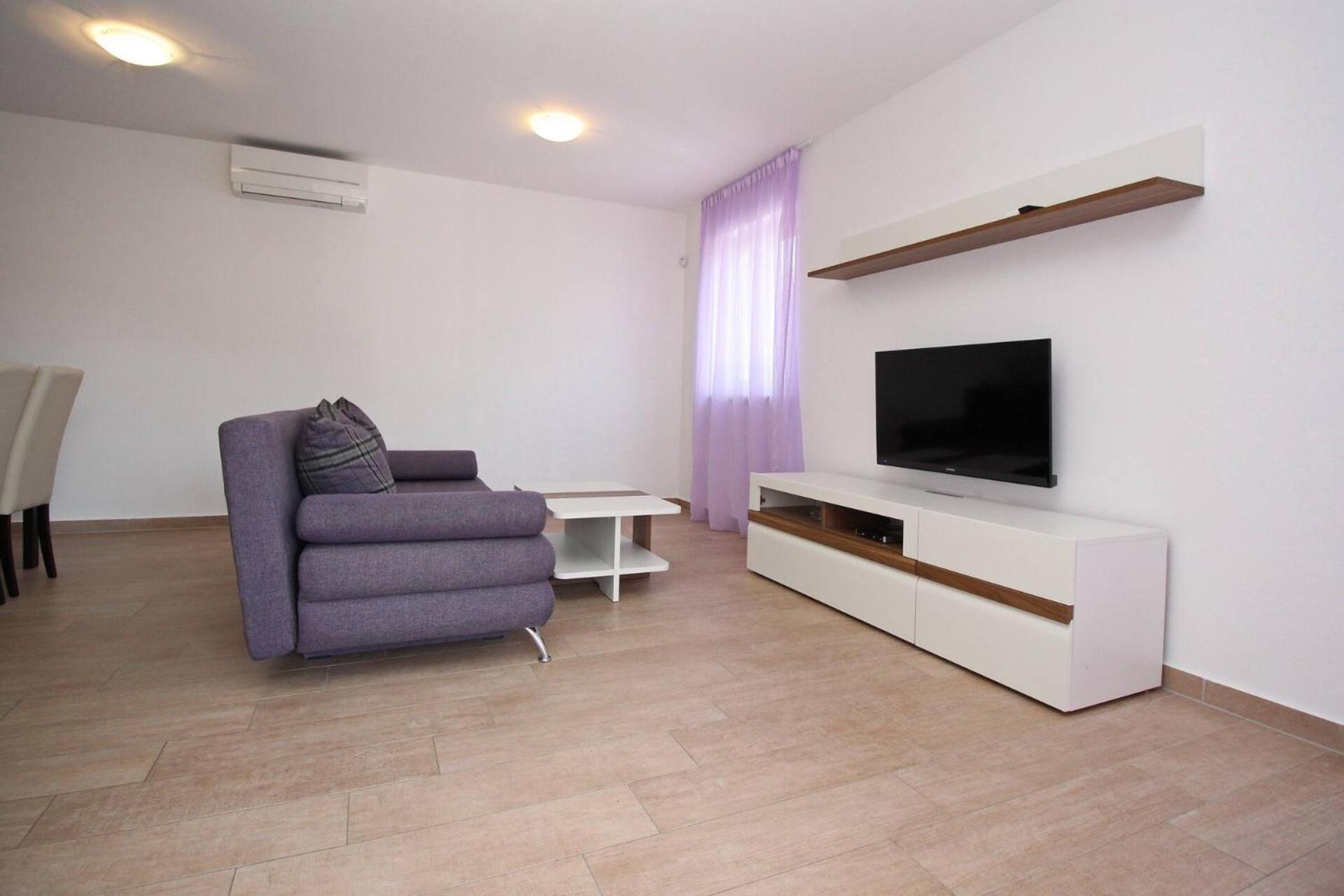 Apartments Smojver Stipe Башка Екстер'єр фото